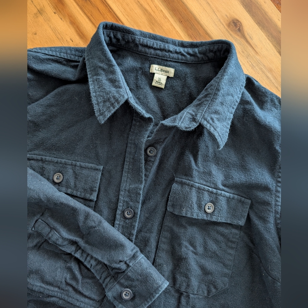 Women's LL Bean Chamois Navy XL Shirt